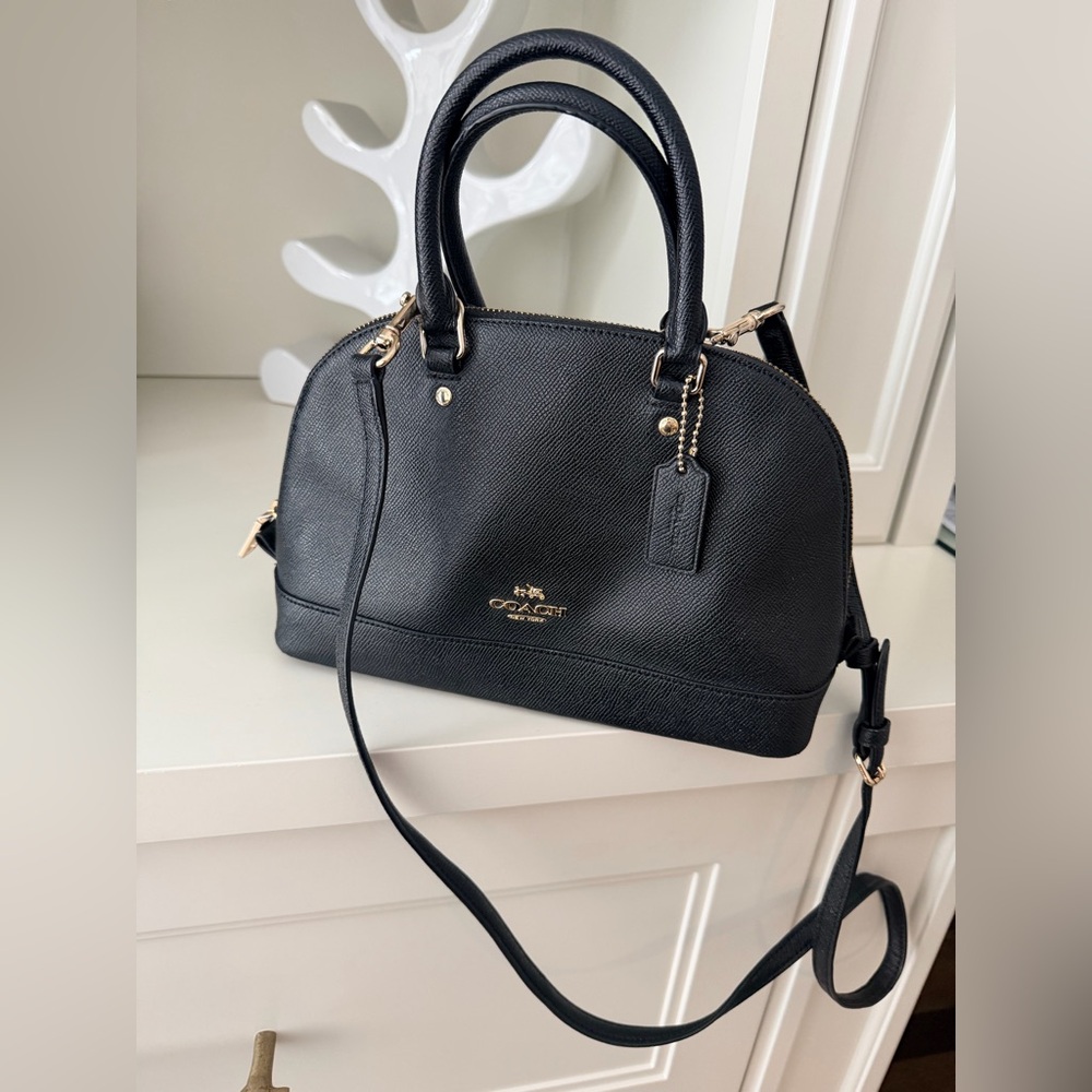 Coach Black Saffiano Leather Dome Satchel with Gold Hardware - Picture 2 of 16